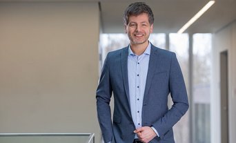 Professor Martin Meißner smiling.